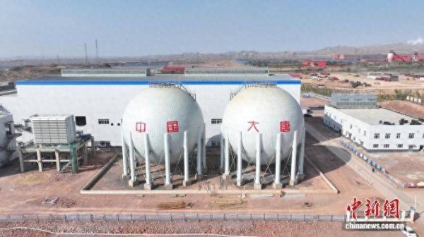 千层金 宁夏：“超级充电宝”链动绿色未来